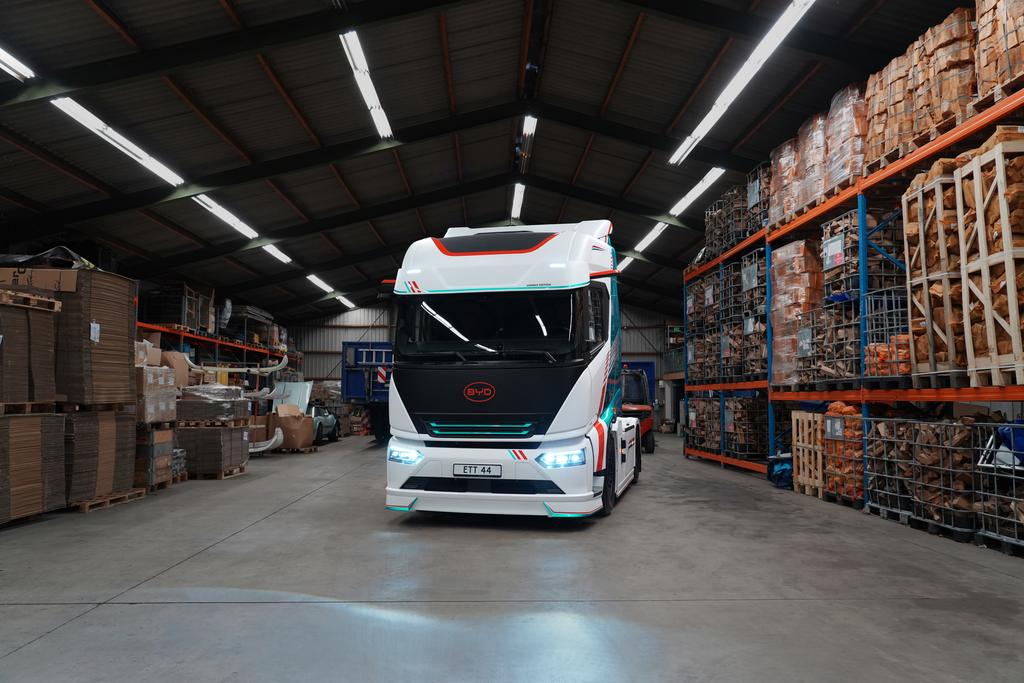 BYD targets European heavy transport with 600km electric tractor