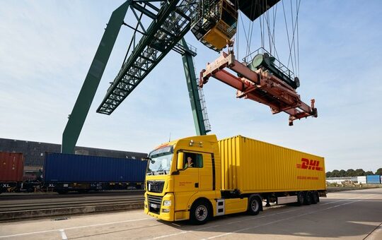 Baltic Hub adds automated electric cranes to rail yard